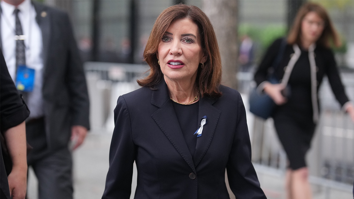 Kathy hochul